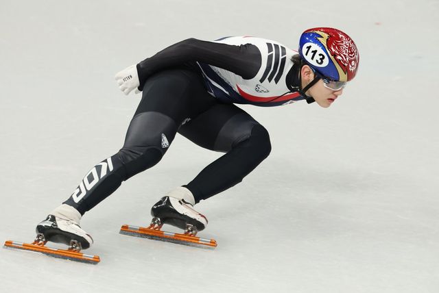 쇼트트랙대표팀 임종언이 15일(한국시간) 밀라노 아이스스케이팅 아레나에서 열린 남자 1500m 준준결선에서 탈락했다. 밀라노ㅣ뉴시스