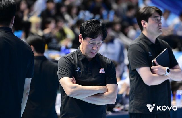 신영철 OK저축은행 감독은 18일 인천 계양체육관서 열린 대한항공과 원정경기서 0-3으로 패한 뒤 부끄러운 경기였다고 돌아봤다. 사진제공│KOVO