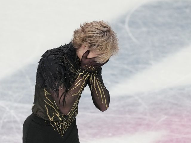 남자&nbsp;피겨스케이팅&nbsp;일리야 말리닌은 이번 동계올림픽 개인전서 기대이하 성적으로 악플에 시달리며 정신적 압박감을 호소했다. 신화뉴시스