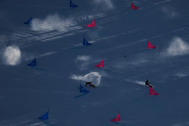 스노보드 평행대회전은 2030알프스동계올림픽서 퇴출될 위기를 맞았다. AP뉴시스