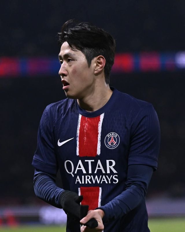 이강인은 26일(한국시간) 파르크 데 프랭스에서 열린 AS모나코와 UCL 16강 PO 2차전 홈경기서 교체 출전해&nbsp;PSG의 16강행을 도왔다.&nbsp;사진출처｜PSG 인스타그램