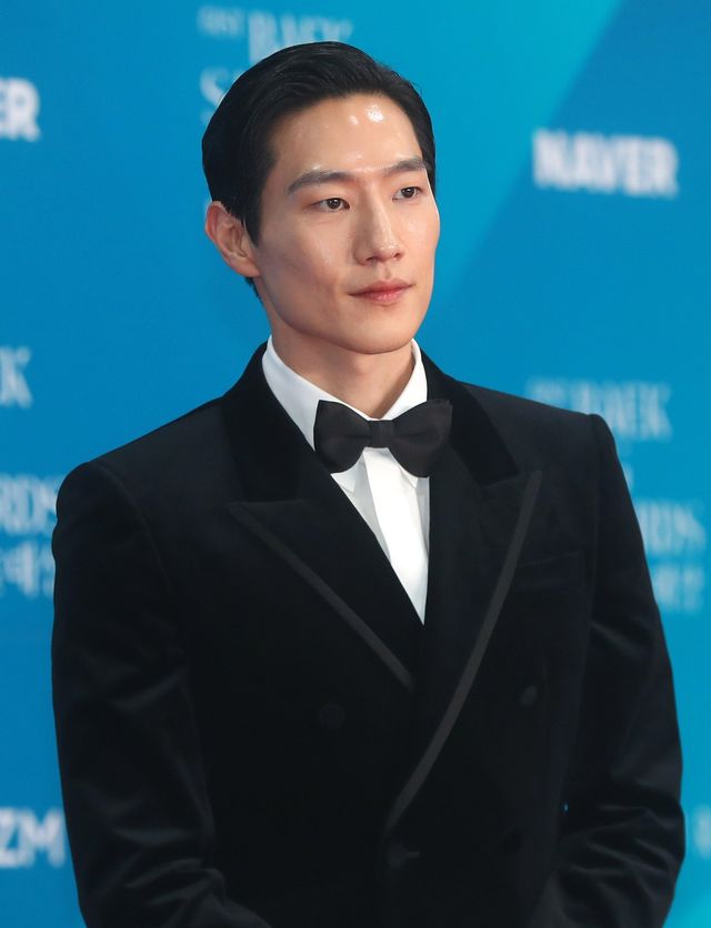 [서울=뉴시스] 김혜진 기자 = 배우 노상현이 5일 오후 서울 강남구 코엑스에서 열린 제61회 백상예술대상 시상식에서 포즈를 취하고 있다. 2025.05.05. jini@newsis.com