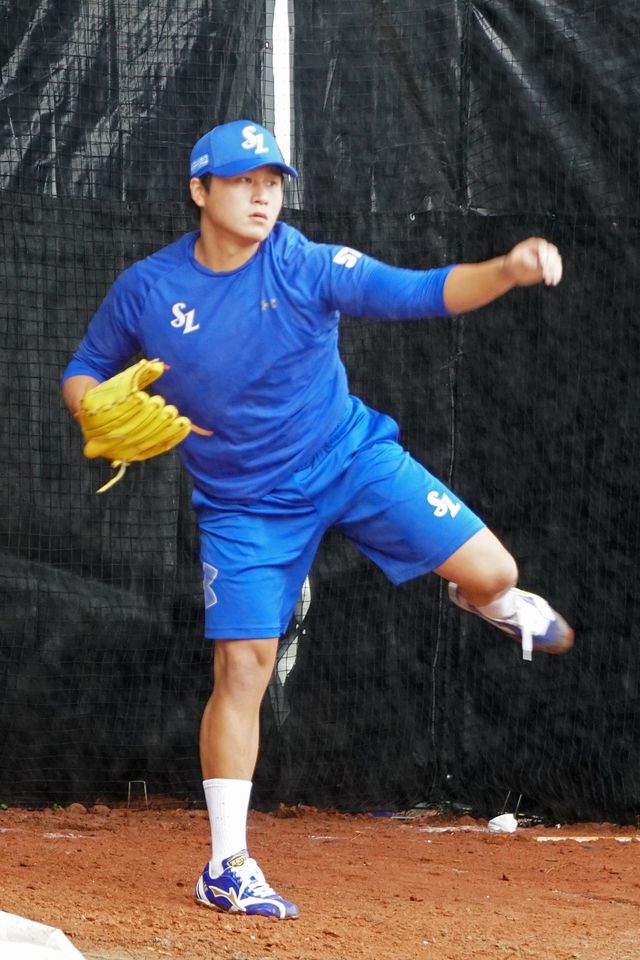 삼성 좌완 이승현, 양창섭, 이승민은 2026시즌 5선발 자리를 꿰차기 위해 1차 캠프지인 괌에서 연일 구슬땀을 흘리고 있다. 이승현이 불펜피칭을 하고 있다. 사진제공｜삼성 라이온즈