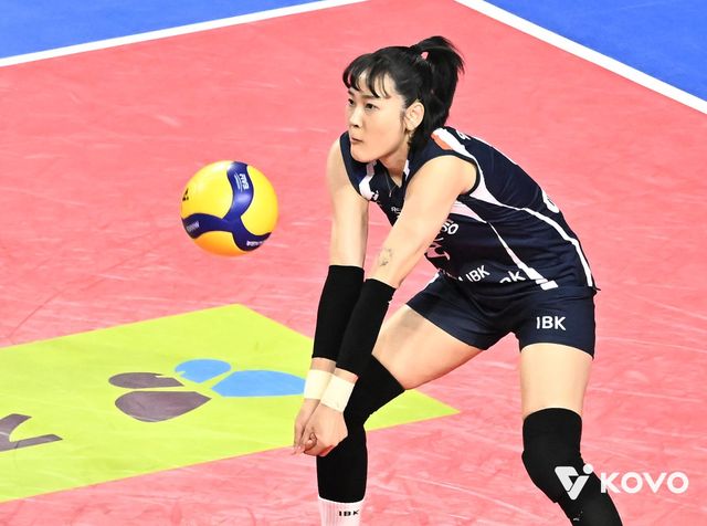 IBK기업은행은 주전 리베로 임명옥(사진)이 시즌 아웃 판정을 받으면서 남은 시즌 순위 경쟁에 먹구름이 꼈다. 사진제공│KOVO