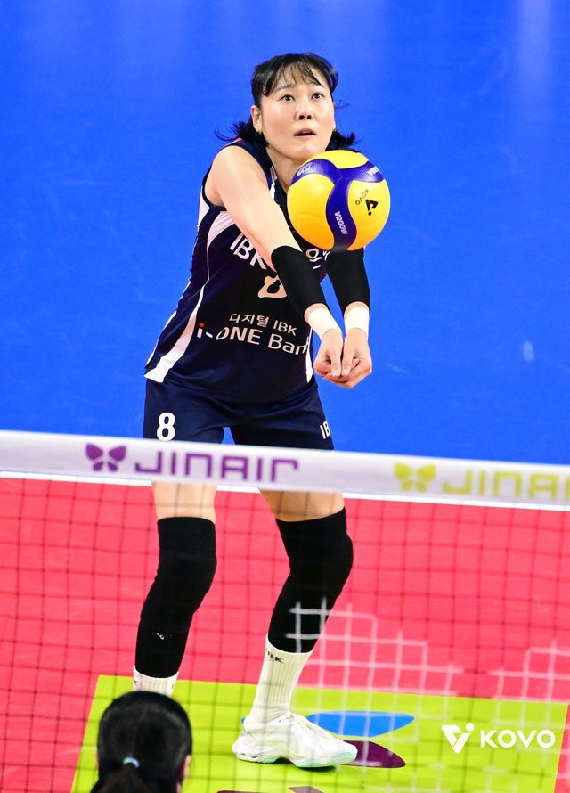 IBK기업은행은 주전 리베로 임명옥(사진)이 시즌 아웃 판정을 받으면서 남은 시즌&nbsp;순위 경쟁에 먹구름이 꼈다. 사진제공│KOVO