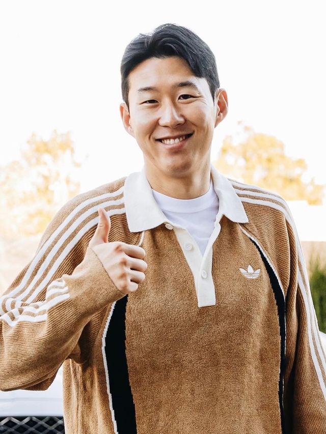 LAFC 손흥민이 프리시즌 선수단 첫 훈련을 위해 11일(한국시간) 구단 퍼포먼스센터에 들어서며 여유로운 표정으로 엄지를 세워보이고 있다. 사진출처｜LAFC 페이스북