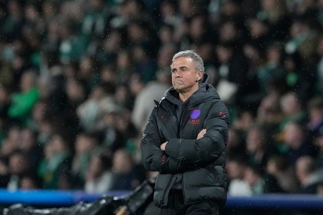 영국 대중지 미러는 8일(한국시간) “맨유는&nbsp;올여름 정식 감독 선임을 앞두고 루이스&nbsp;엔리케 감독을&nbsp;최우선 후보 중 한 명으로 검토하며, 구단 관계자들이 파리를 찾아 직접 접촉했다. 하지만 상황은 맨유가 원하는&nbsp;방향으로 흘러가지 않고 있다”고 보도했다. 리스본｜AP뉴시스