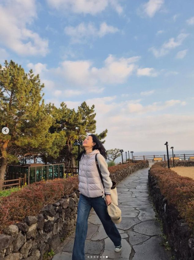 사진=이영애 인스타그램