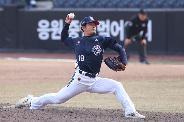 두산 타무라 이치로가 16일 대전한화생명볼파크서 열린 한화와 시범경기서 역투하고 있다. 사진제공｜두산 베어스