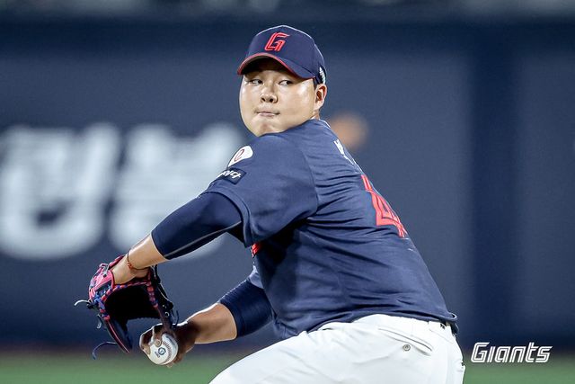 롯데 박진이 역투하고 있다. 사진제공｜롯데 자이언츠