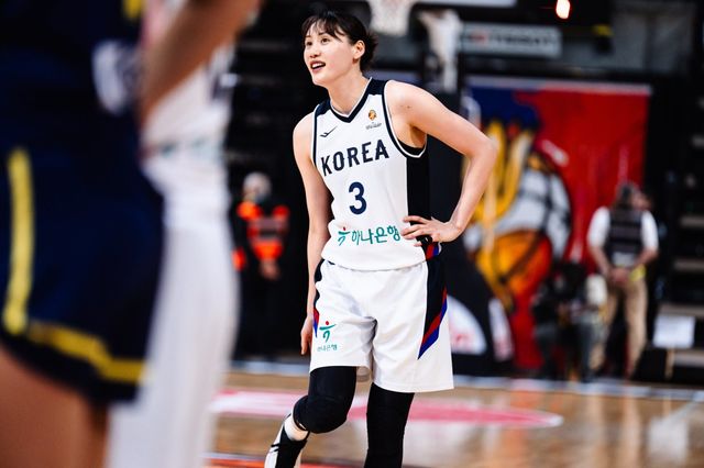 한국 여자농구대표팀 강이슬은 월드컵 최종예선서 평균득점, 3점슛 성공 1위에 오르며 클래스를 입증했다. 사진제공｜대한민국농구협회