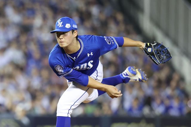 삼성은 투수&nbsp;원태인, 맷 매닝, 이호성이 캠프 도중 팔꿈치 통증으로 이탈하는 악재를 마주했다.&nbsp;삼성 이호성. 뉴시스