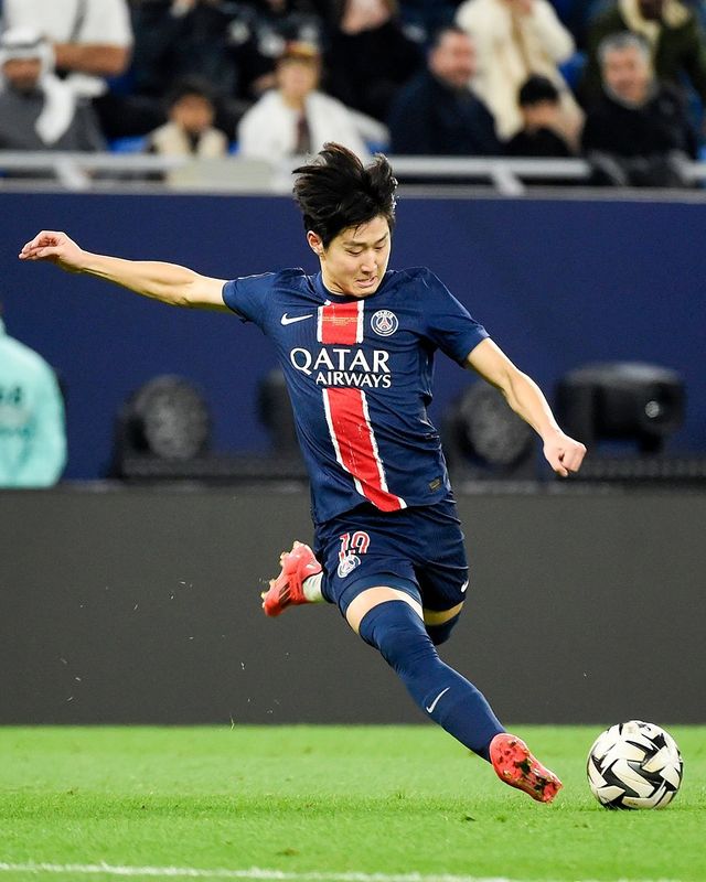 스페인 매체 아스는 1일(한국시간) “이강인은 보물이다”라는 제목의 기사를 기고하며 “겨울이적시장에서 아틀레티코 마드리드(스페인)가 영입하고 싶어했던 이강인은 최근 선발 명단에 복귀해 멋진 어시스트를 기록했다”고 보도했다. 사진출처｜이강인 인스타그램