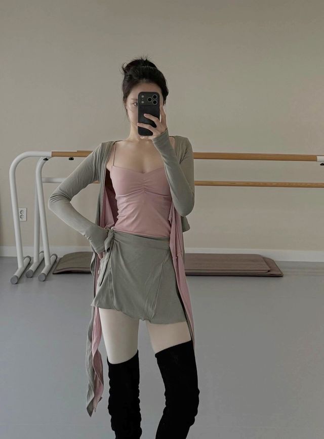 사진=손나은 sns