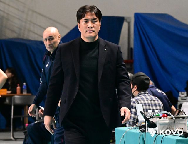 대한배구협회는 여자배구대표팀 사령탑으로 내정된 차상현 감독의 승인을 대한체육회가 절차 문제로 거부하면서 후보자 재공모에 다시 나섰다. 사진제공｜KOVO