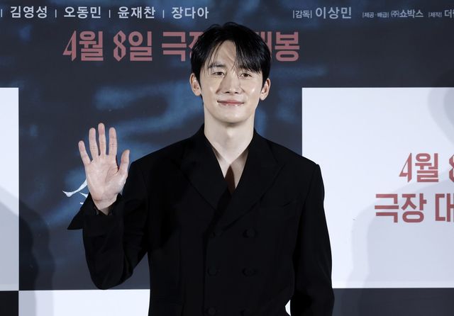 [서울=뉴시스] 김혜진 기자 = 배우 김준한이 4일 서울 용산구 CGV용산아이파크몰점에서 열린 영화 ‘살목지’ 제작보고회에서 포즈를 취하고 있다. 2026.03.04. jini@newsis.com