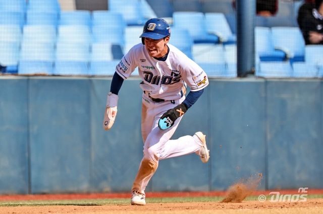NC 허윤은 ‘2026 신한 SOL KBO리그’ 시범경기서 도루 5개를 하며 해당 부문 전체 1위에 올랐다. 그는 주루 스페셜리스트로 활약을 예고했다. 사진제공｜NC 다이노스