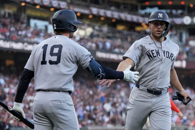 지안카를로 스탠튼(사진 오른쪽). 사진=게티이미지코리아