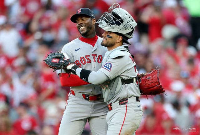 아롤디스 채프먼(사진 왼쪽). 사진=게티이미지코리아