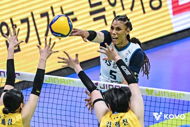 현대캐피탈 레오는 자신처럼&nbsp;챔프전에 오른 고향 친구 GS칼텍스 실바(사진)를 향한 응원을 보내 눈길을 끌었다. 사진제공│KOVO