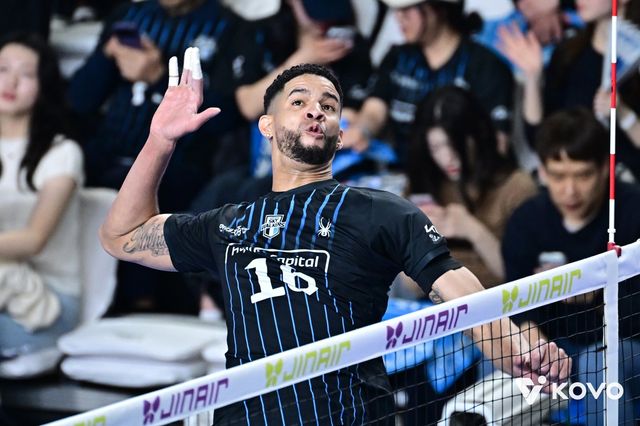 현대캐피탈 레오(사진)는 자신처럼 챔프전에 오른 고향 친구 GS칼텍스 실바를 향한 응원을 보내 눈길을 끌었다. 사진제공│KOVO