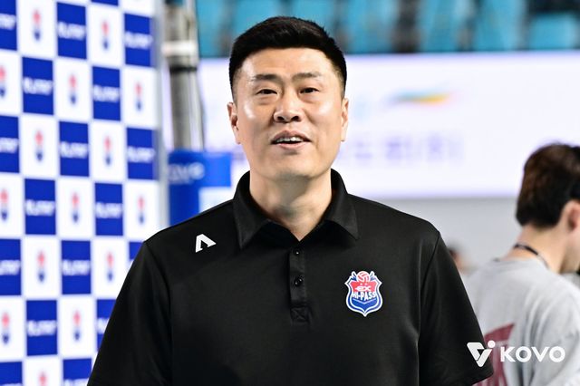 김영래 한국도로공사 감독대행은 1일 김천체육관서 열릴 GS칼텍스와 챔프전 1차전 홈경기를 앞두고 사령탑 교체 이후 처진 팀 분위기가 점점 나아지고 있다고 말했다. 사진제공│KOVO