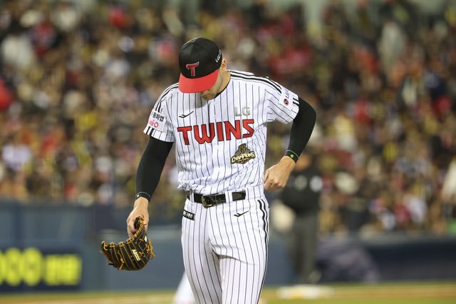 LG 앤더스 톨허스트는 시즌 첫 등판인 3월 31일 KIA전서 3이닝 7실점으로 부진하며 제 몫을 하지 못했다. 사진제공｜LG 트윈스