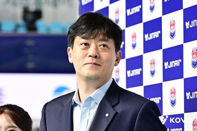 이영택 GS칼텍스 감독은 1일 김천체육관서 열릴 한국도로공사와 챔프전 1차전 원정 경기를 앞두고 팀 분위기가 올라왔다며 서브가 받쳐주면 승산이 있다고 자신감을 내비쳤다. 사진제공│KOVO