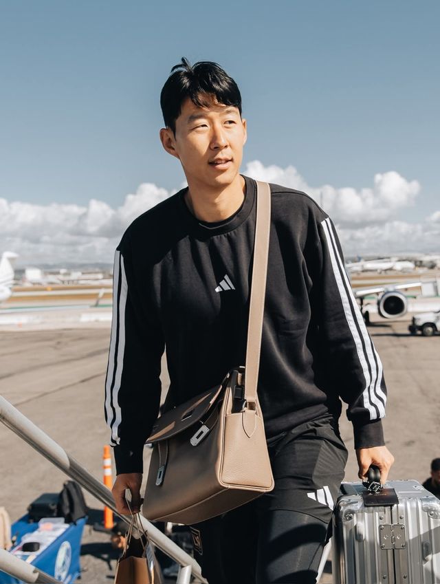 LAFC 손흥민이 크루스 아술과 북중미 챔피언스컵 8강 2차전을 하루 앞둔 14일(한국시간) 멕시코 푸에블라로 출국하고 있다. 사진출처｜LAFC 페이스북