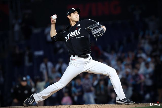 KT 김민수가 14일 창원NC파크서 열린 NC전서 역투하고 있다. 사진제공｜KT 위즈