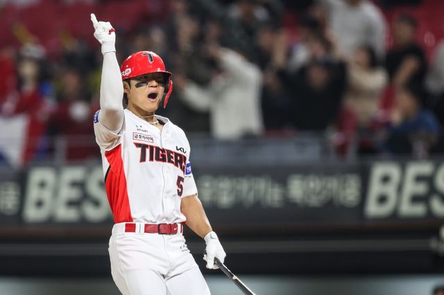 KIA 김도영이 올 시즌 4번타자를 책임지며 팀의 타선 고민을 지우고 있다. 사진제공｜KIA 타이거즈