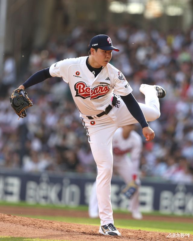두산 최승용이 18일 잠실구장서 열린 KIA전서 역투하고 있다. 사진제공｜두산 베어스