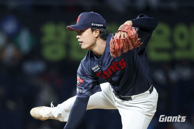 롯데 박정민이 1일 창원NC파크서 열린 NC전서 역투하고 있다. 사진제공｜롯데 자이언츠