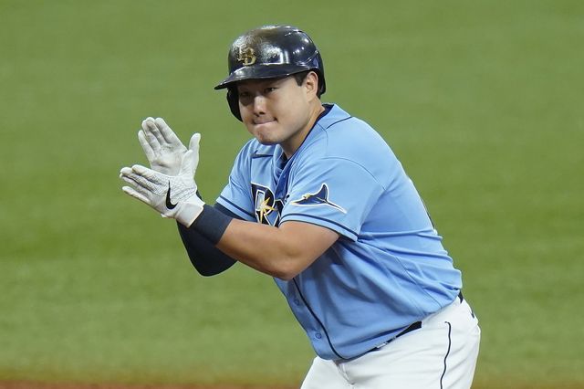 MLB 통산 525경기에 출전한 최지만이 퓨처스리그 울산 웨일즈 소속으로 국내 무대를 누빈다. 탬파베이 시절 최지만. AP뉴시스