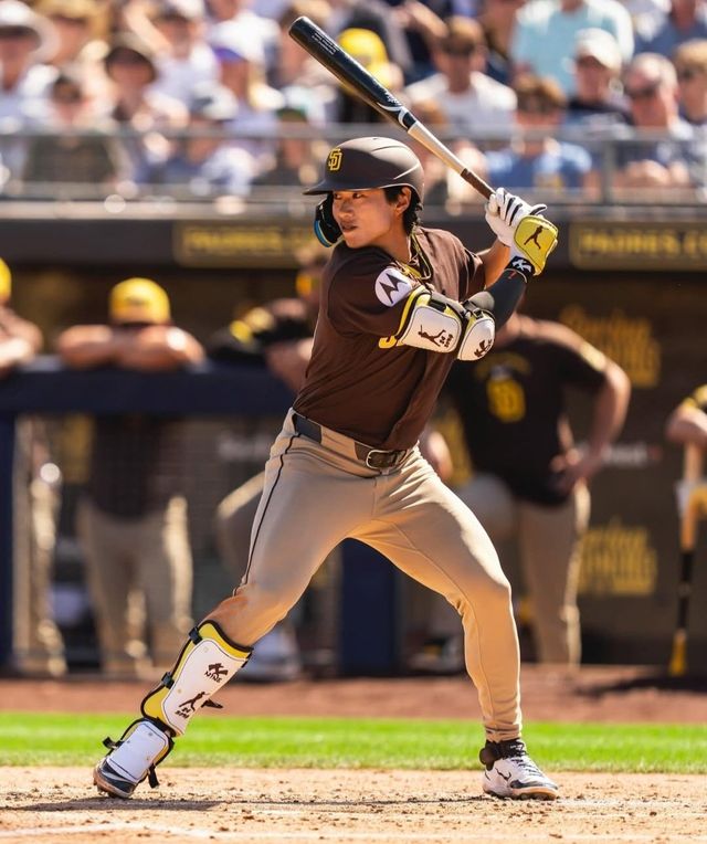 샌디에이고 송성문은 26일(한국시간) 개인 처음으로 빅리그 로스터에 합류했다. 사진출처｜샌디에이고 공식 SNS