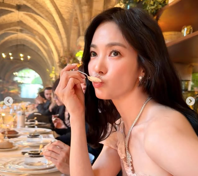 송혜교 SNS 캡처