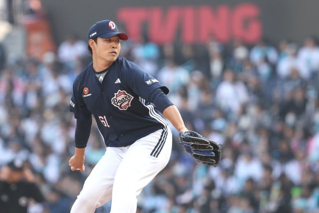 두산 최원준은 오른쪽 팔꿈치 굴곡근 미세 손상으로 1일 1군 엔트리서 빠졌다. 그는 4월 말 재검진에 나설 계획이다. 사진제공｜두산 베어스