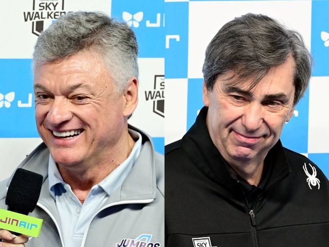 대한항공과 현대캐피탈은 6일 오후 7시 천안 유관순체육관에서 ‘진에어 2025~2026 V리그’ 남자부 챔피언 결정전 3차전을 치른다. 대한항공 헤난 달 조토 감독(왼쪽)과 현대캐피탈 필립 블랑 감독. 사진제공｜KOVO