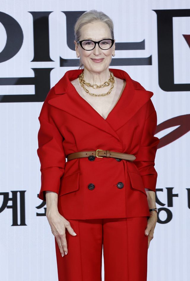 [서울=뉴시스] 김혜진 기자 = 배우 메릴 스트립이 8일 서울 종로구 포시즌스 호텔에서 열린 영화 ‘악마는 프라다를 입는다2’ 내한 기자간담회에서 포즈를 취하고 있다. 2026.04.08. jini@newsis.com