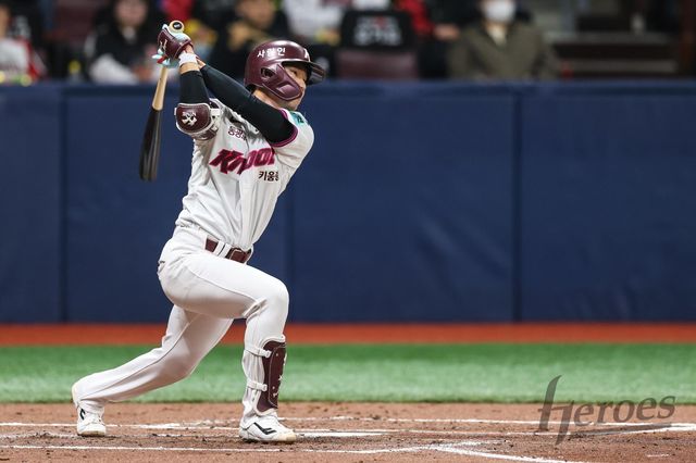 키움 박한결은 올해 입단하자마자 주전 2루수를 꿰찼다. 안정된 수비력을 인정받은 덕분이다. 사진제공ㅣ키움 히어로즈