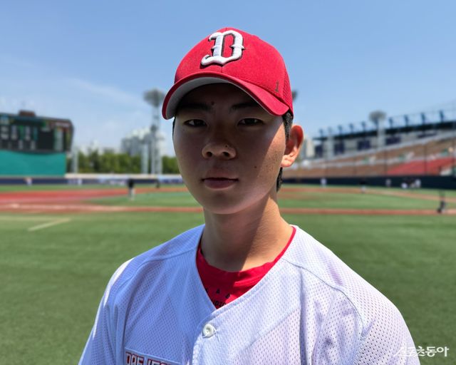 대전고 한규민이 롤모델 문동주의 등번호 1번을 모자에 새겼다. 목동｜김현세 기자 kkachi@donga.com