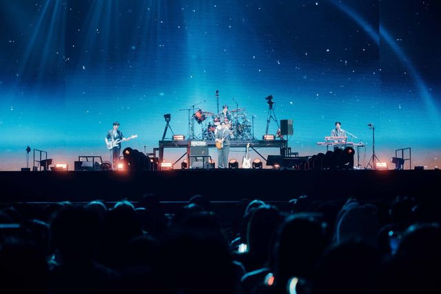 사진= JYP엔터테인먼트, @kenneviaphotography