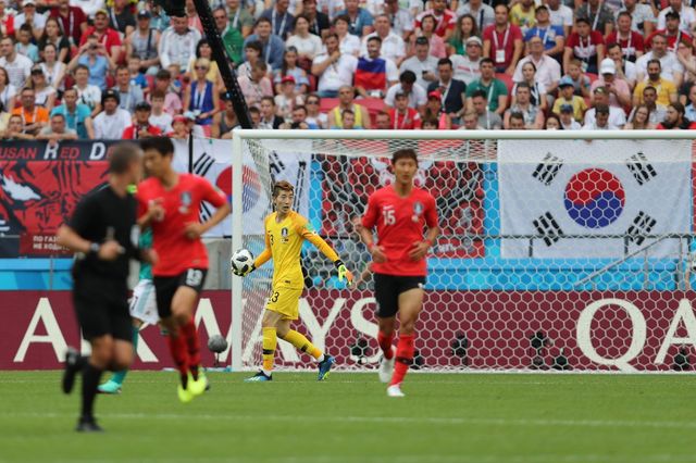 베테랑 GK 조현우는 자신의 첫 월드컵인 2018년 러시아 대회에서 주전으로 뛰며 숱한 선방쇼로 전세계의 시선을 사로잡았다. 사진제공｜대한축구협회
