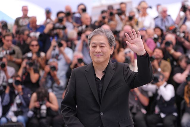 Jury president Park Chan-wook poses for photographers at the jury photo call at the 79th international film festival, Cannes, southern France, Tuesday, May 12, 2026. (AP Photo/Andreea Alexandru)