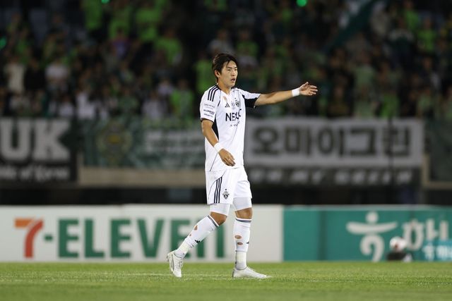 전북 강상윤과 조위제(사진)는 축구국가대표팀의 북중미월드컵 훈련 파트너로 차출된 뒤 “4년 뒤엔 꼭 백넘버를 달고 뛰겠다”고 다짐했다. 사진제공│한국프로축구연맹