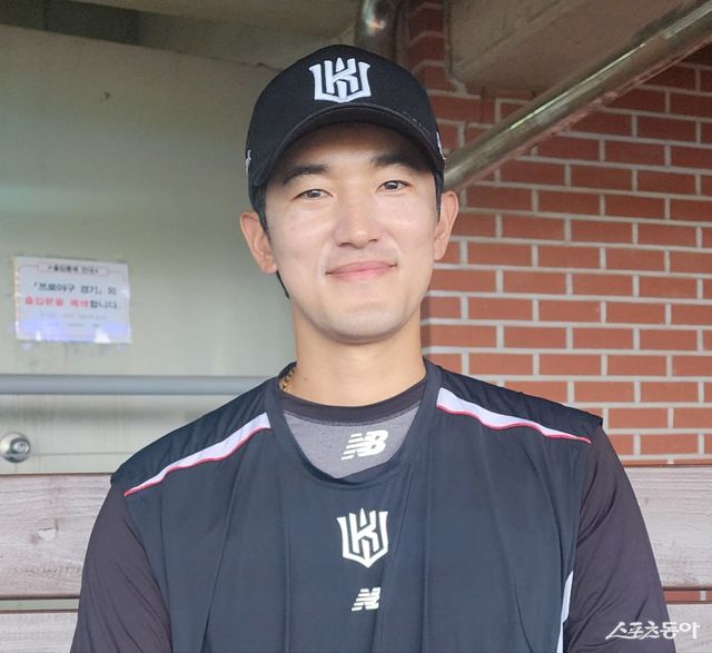 KT 고영표가 21일 포항 삼성전에 앞서 취재진과 인터뷰하고 있다. 포항｜박정현 기자