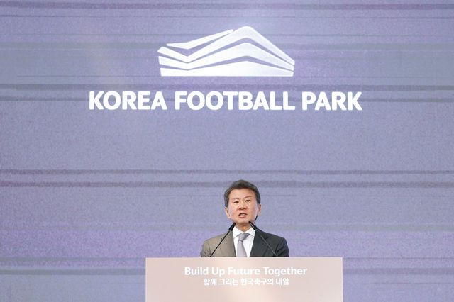정몽규 회장은 1일 대한축구협회를 통해 “월드컵 대표팀이 토너먼트를 통과할 때마다 포상금을 추가 지급하겠다”고 밝혔다. 사진제공｜대한축구협회