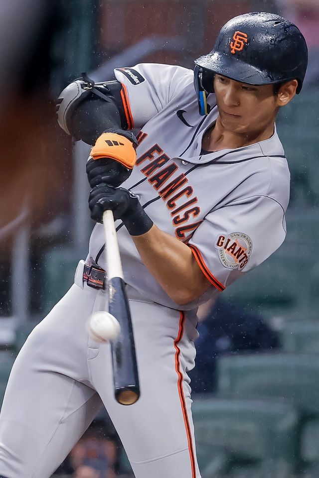 샌프란시스코 이정후가 17일(한국시간) 트루이스트파크에서 열린 애틀랜타전 1회초 희생플라이를 쳐내고 있다. 애틀랜타ㅣAP뉴시스