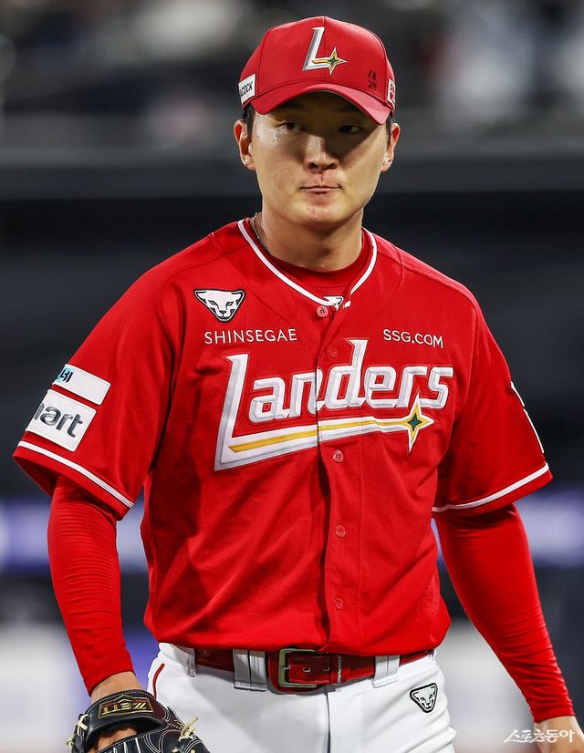 이숭용 SSG 감독이 최근 들쑥날쑥한 김건우에게 여전한 신뢰를 보냈다. 사진제공｜SSG 랜더스