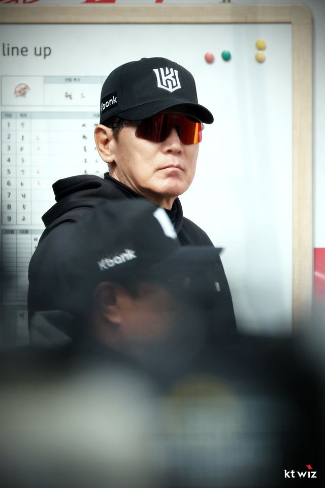 이강철 KT 감독이 배제성, 문용익, 오원석으로 주말 3연전 선발 로테이션을 조정했다. 사진제공｜KT 위즈